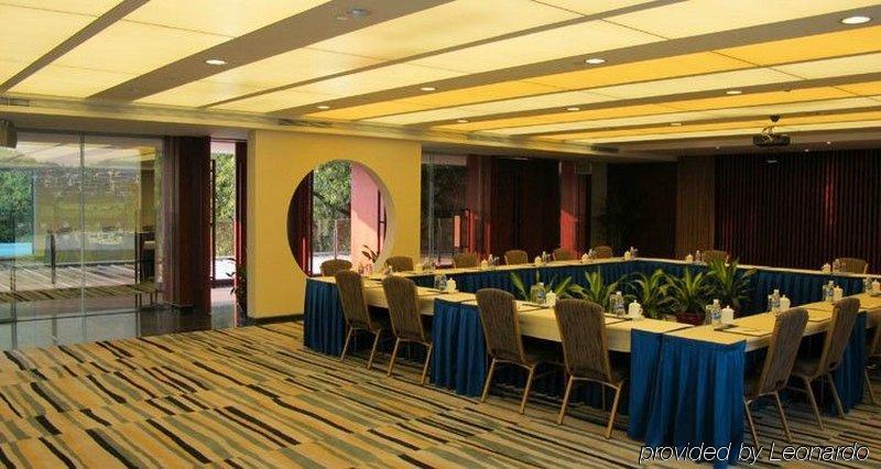 Baiyun Lakeside Hotel Guangzhou Fasilitas foto